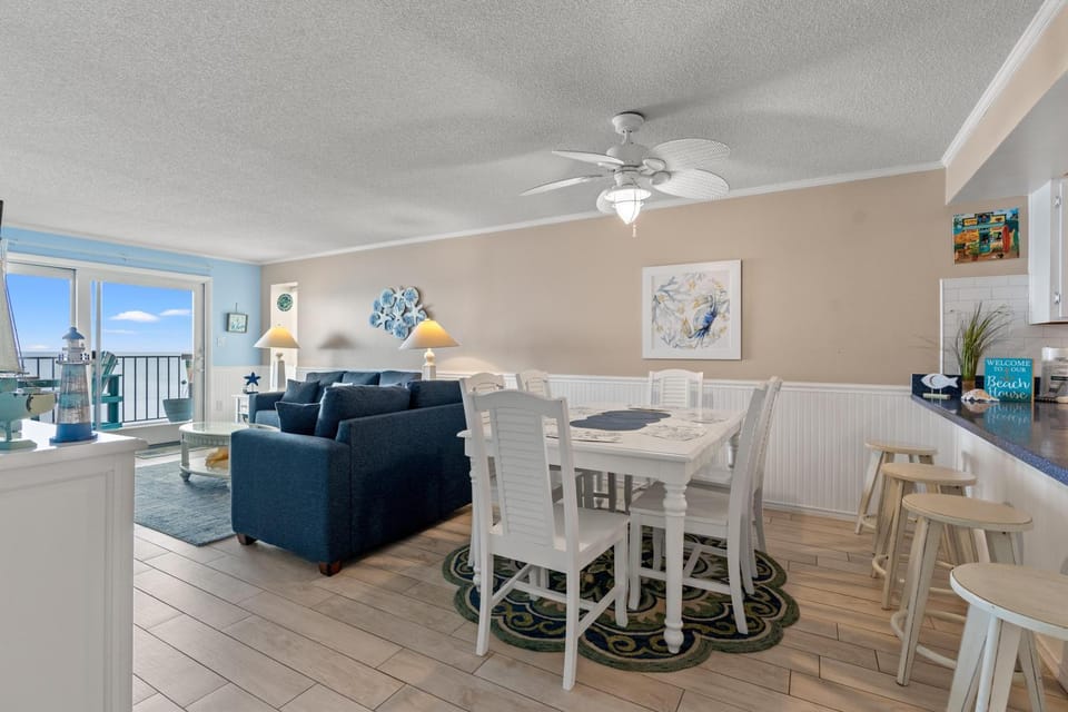 Tidemaster 905 - Oceanfront - Ocean Drive Section House in North Myrtle Beach