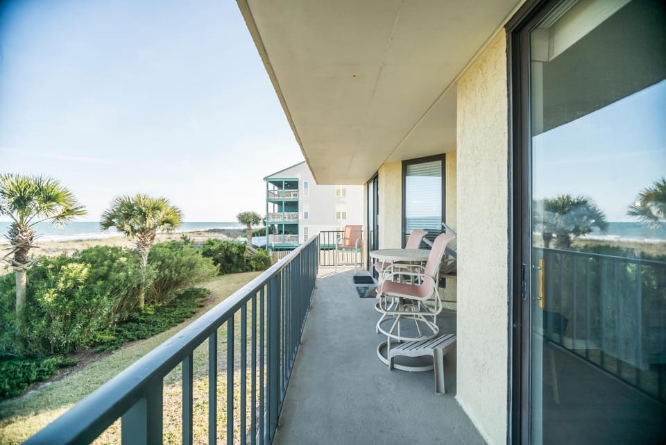 Beach Club I 1F - Oceanfront - Windy Hill Section House in North Myrtle Beach