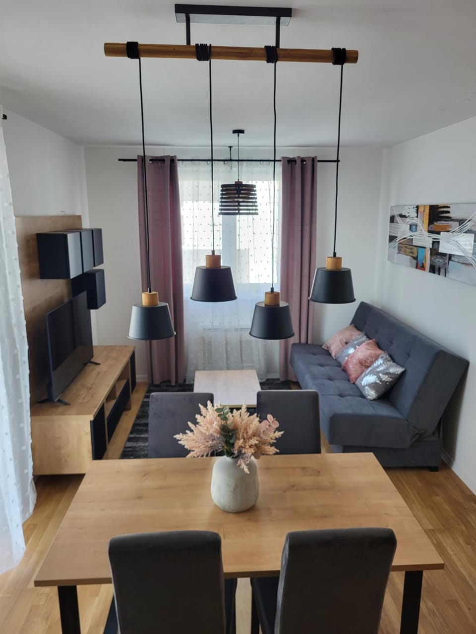Living room, Dining area