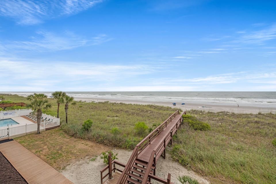 Beach Club I 2D - Oceanfront - Windy Hill Section House in North Myrtle Beach