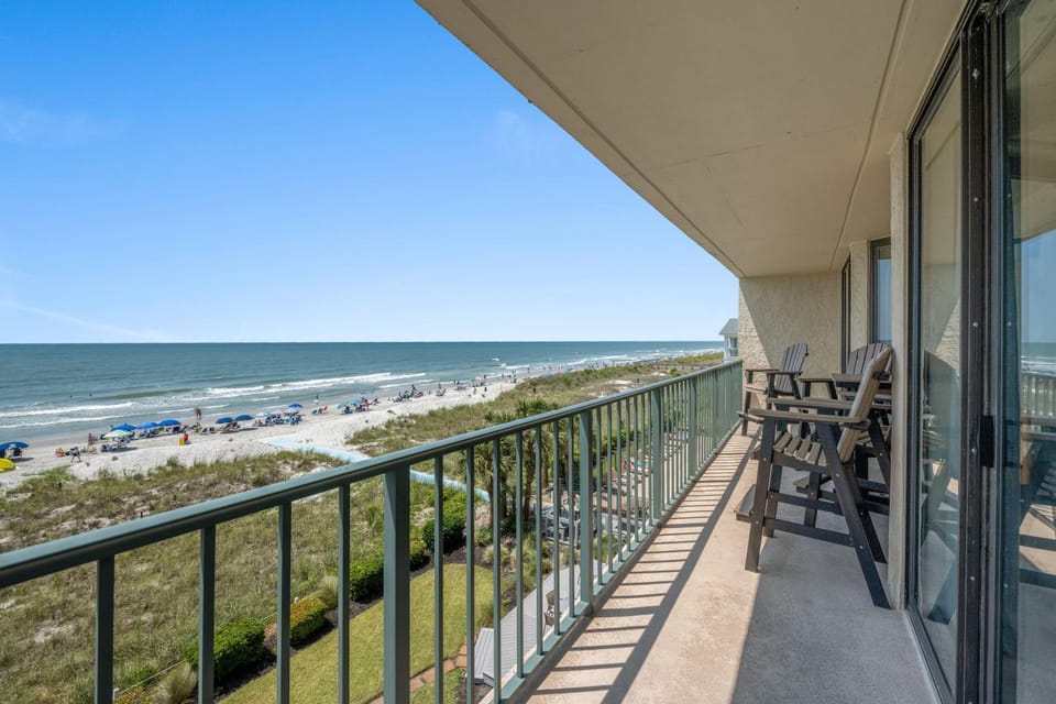 Beach Club II 3A - Oceanfront - Windy Hill Section House in North Myrtle Beach