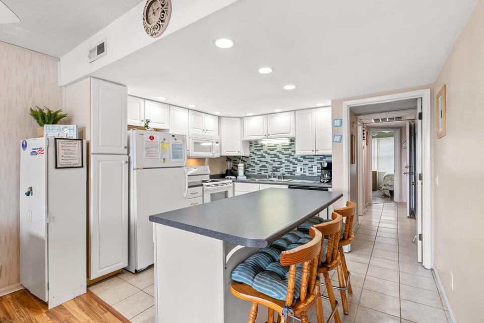 Nautical Watch 106 - Oceanfront - Windy Hill Section House in North Myrtle Beach