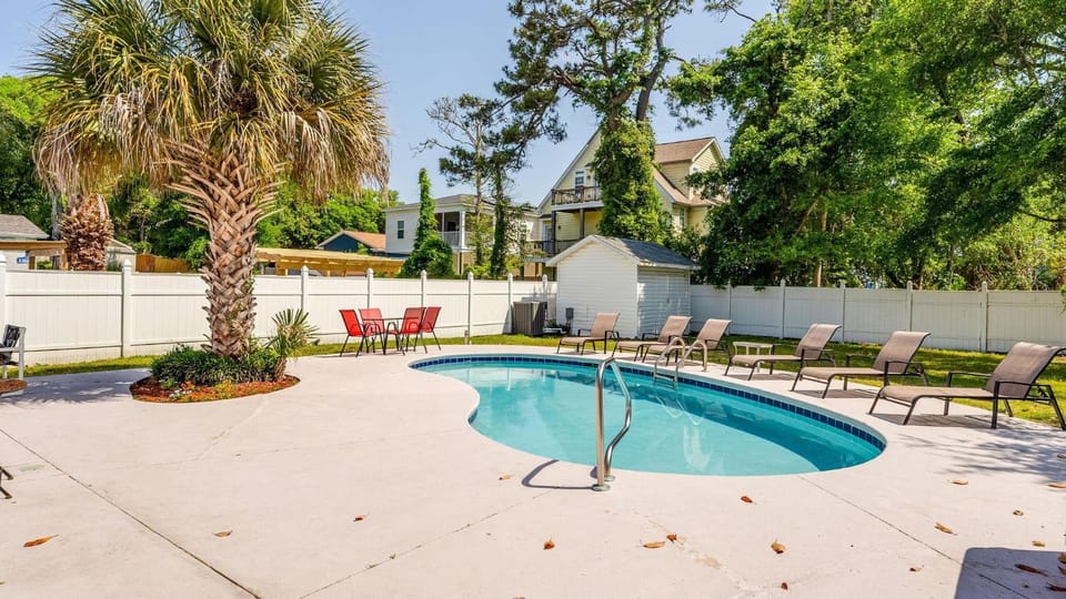 Sea Breeze - 3rd Row - Windy Hill Section House in Atlantic Beach