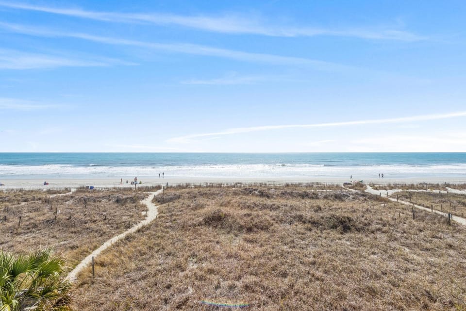 Tradewinds 3B - Oceanfront - Windy Hill Section House in North Myrtle Beach