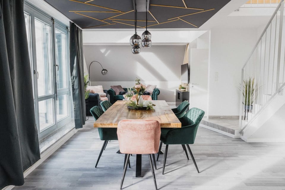Living room, Dining area