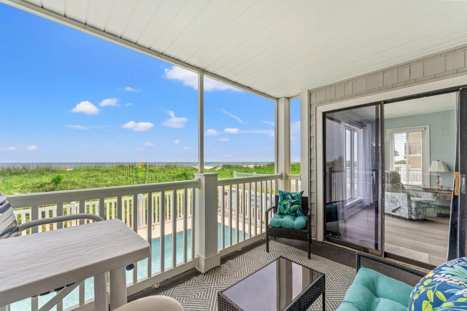 Tradewinds 1B - Oceanfront - Windy Hill Section House in North Myrtle Beach