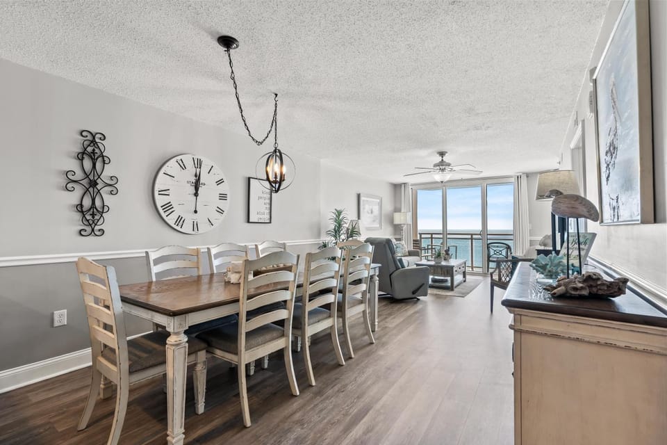 Bahama Sands 1008 - Oceanfront - Crescent Beach Section House in North Myrtle Beach
