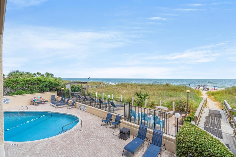Summit 1B - Oceanfront - Windy Hill Section House in North Myrtle Beach