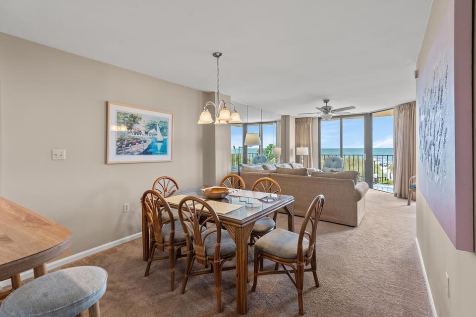 Summit 1B - Oceanfront - Windy Hill Section House in North Myrtle Beach