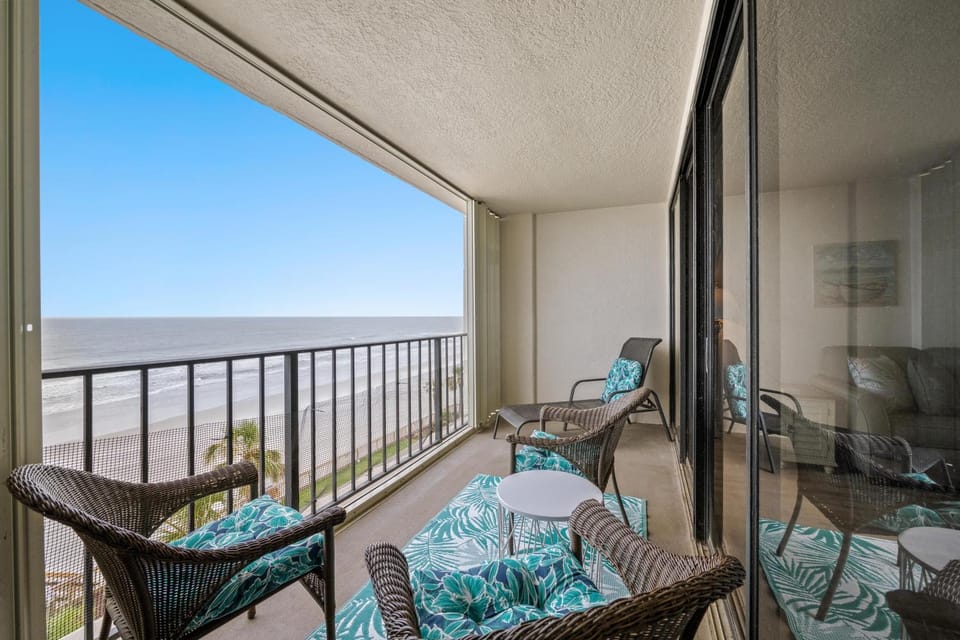 Arcadian II 4C - Oceanfront - Shore Drive Section House in South Carolina