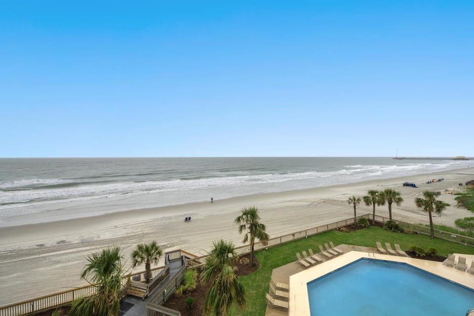 Arcadian II 4C - Oceanfront - Shore Drive Section House in South Carolina