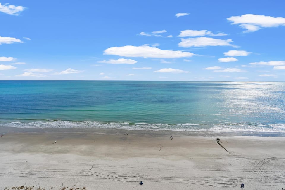 Bay Watch Resort S 1932-Oceanfront-Crescent Beach House in Atlantic Beach