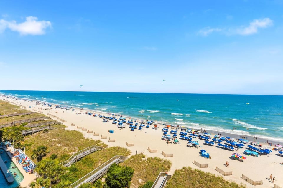 Crescent Shores S 808 - Oceanfront - Crescent Beach Section House in Crescent Beach