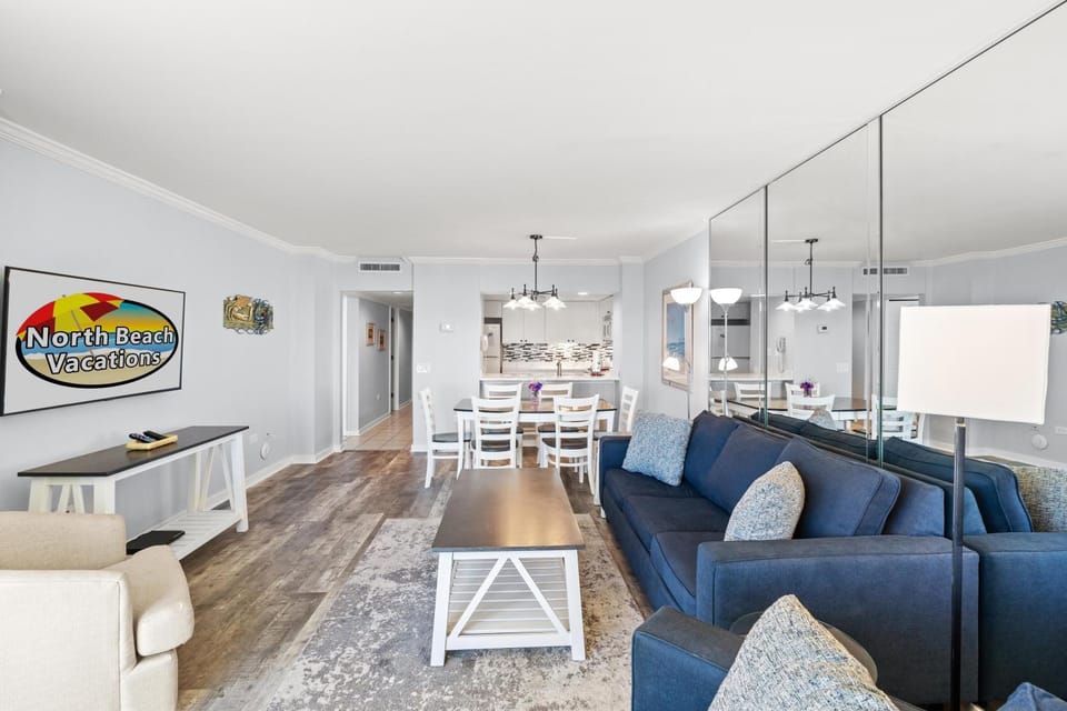Ocean Creek Resort B4 - Oceanfront - Windy Hill House in Briarcliffe Acres