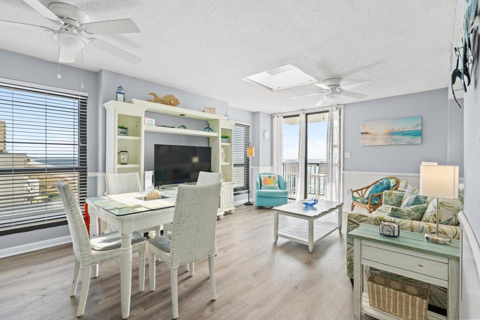 Waterpointe II 1001 - Oceanfront - Windy Hill Section House in North Myrtle Beach