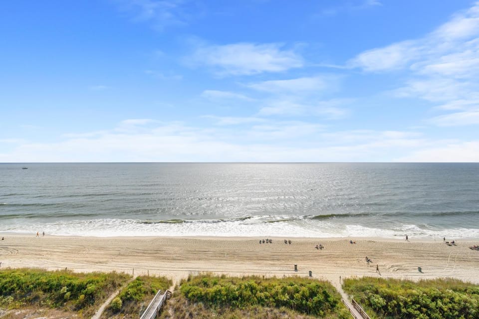 Waterpointe II 1001 - Oceanfront - Windy Hill Section House in North Myrtle Beach