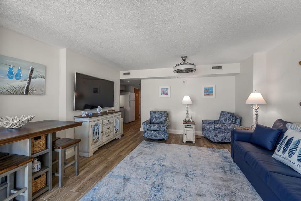Seaside Resort 1402 - Ocean View - Crescent Beach Section House in North Myrtle Beach