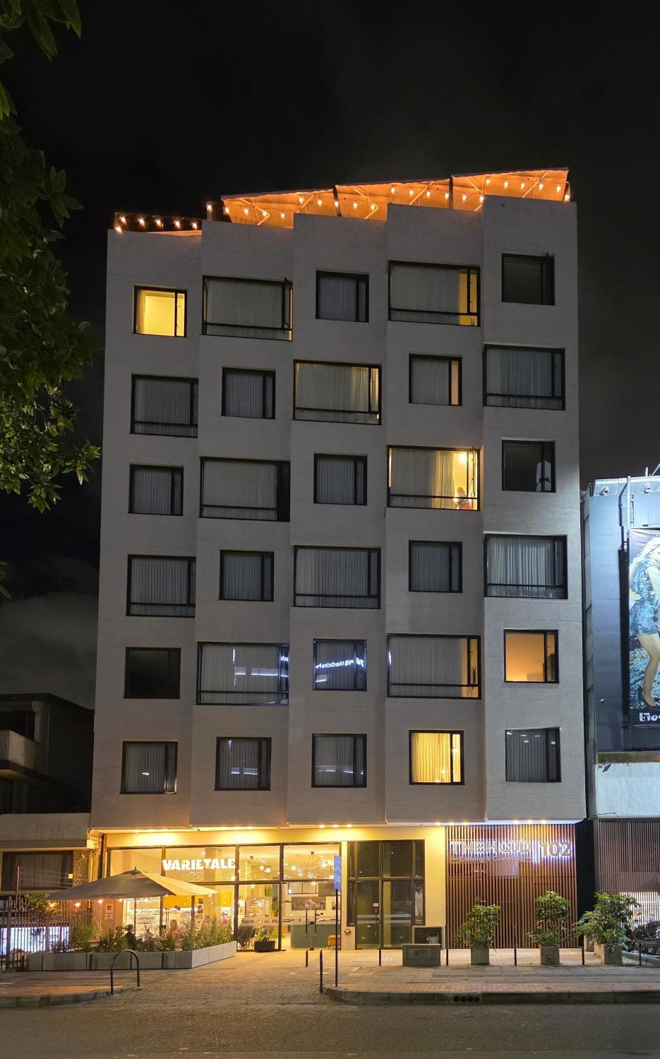 Property building, Facade/entrance, Night