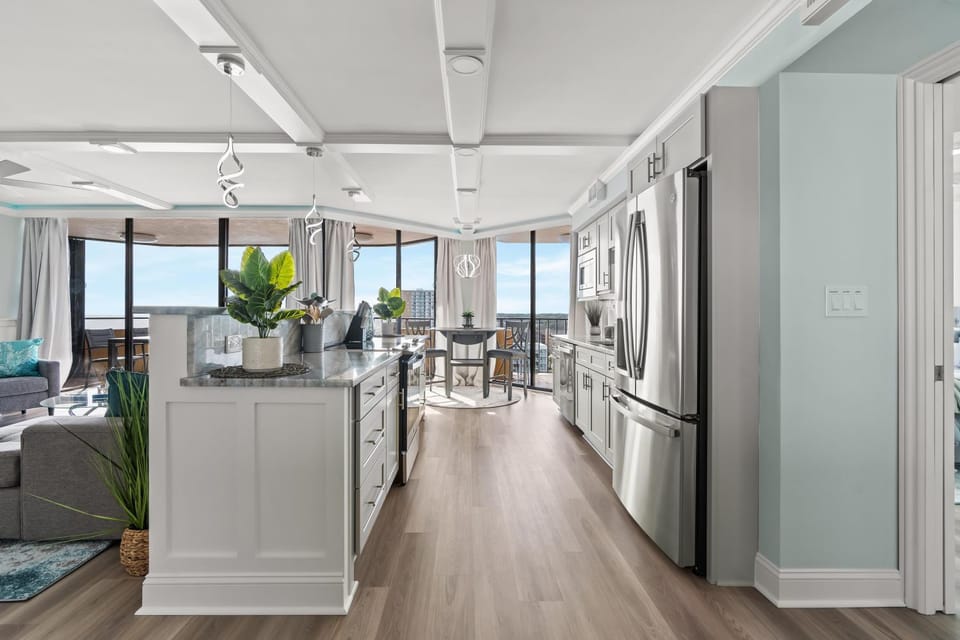 Maisons-Sur-Mer 902 - Ocean View - Shore Drive House in South Carolina