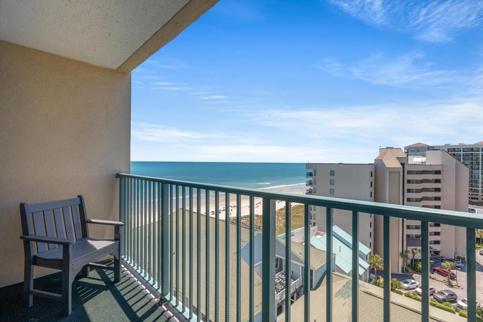 Verandas By The Sea 1009 - Ocean View - Ocean Drive Section House in North Myrtle Beach