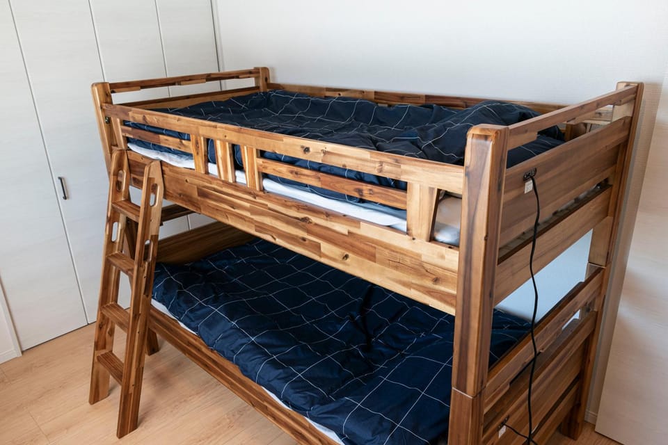 bunk bed