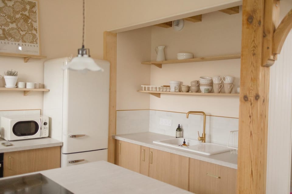 Kitchen or kitchenette, dishwasher, minibar, pet friendly, stove, toaster