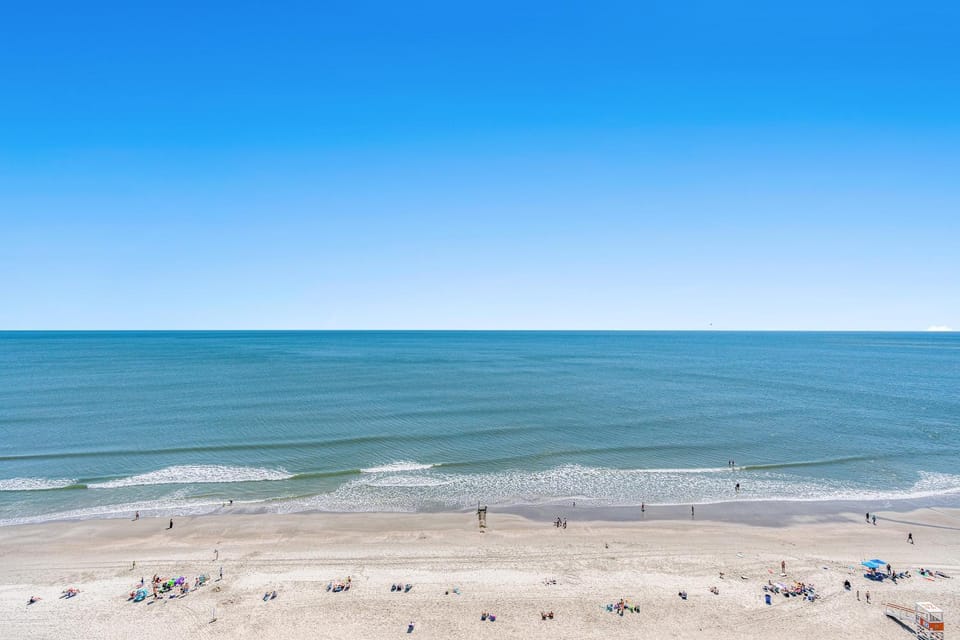 Bahama Sands PH3 - Oceanfront - Crescent Beach Section House in North Myrtle Beach