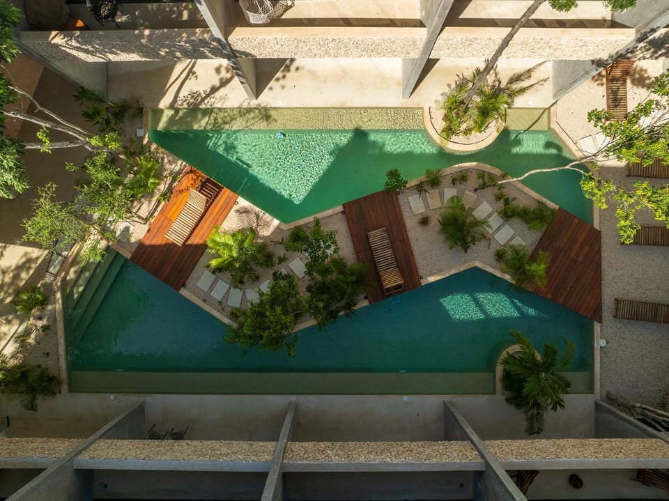 Property building, Swimming pool