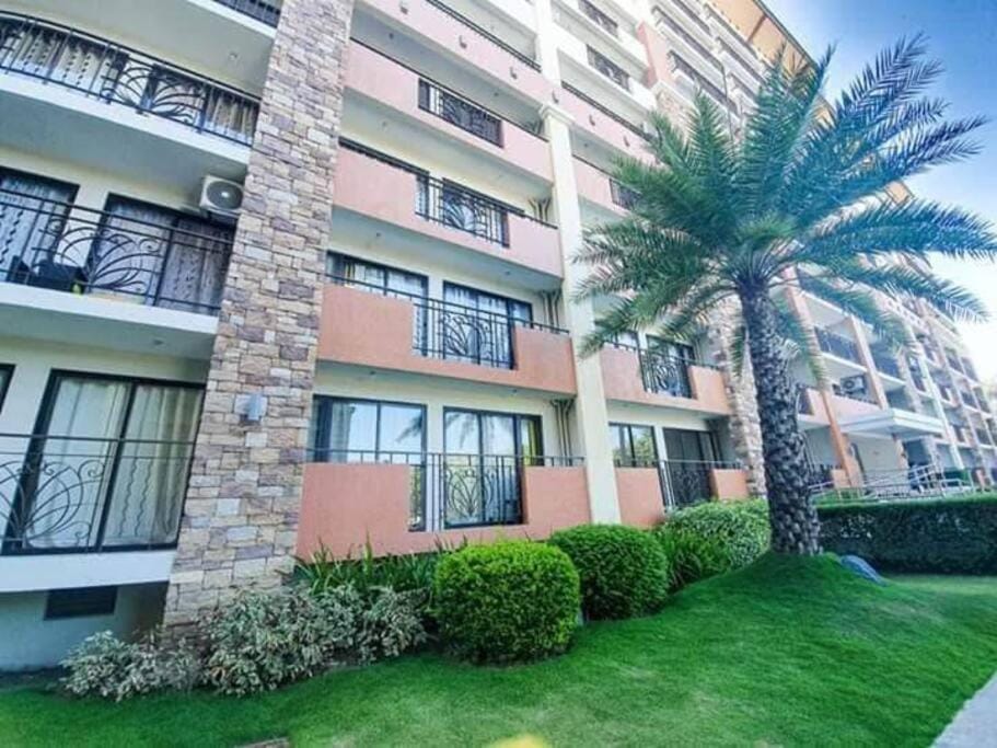 2 BedRoom- One Oasis Condo Apartment in Lapu-Lapu City