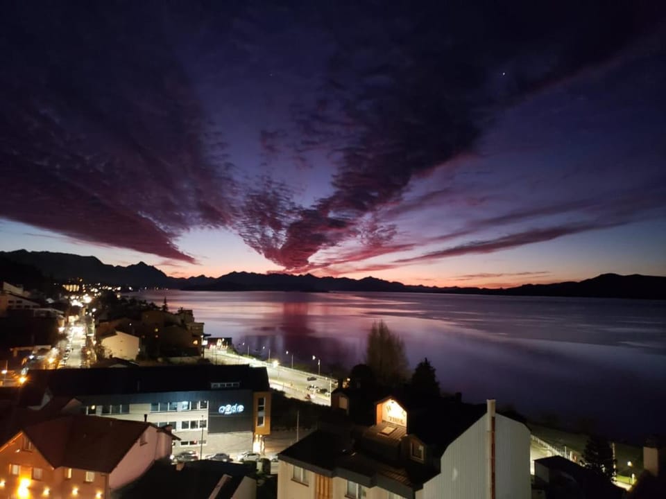 Night, Natural landscape, City view, Lake view