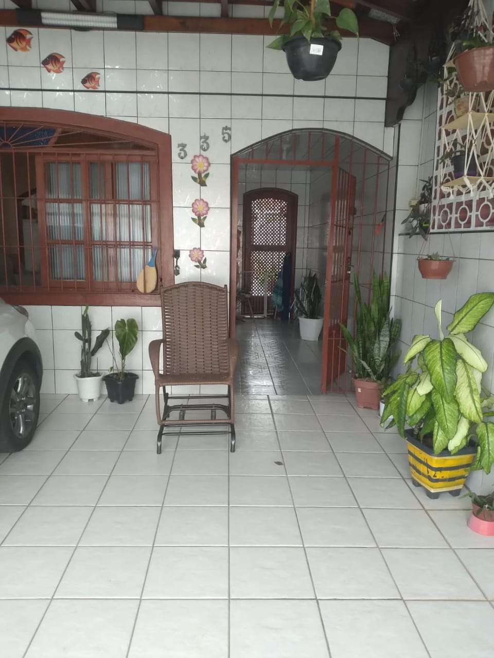 Facade/entrance, Parking