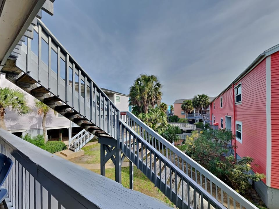 Neighbourhood, View (from property/room), Balcony/Terrace
