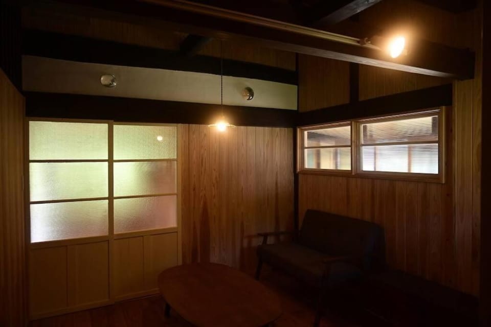 ビーチまですぐそこ「一軒家貸切ミチカケ」 House in Japan