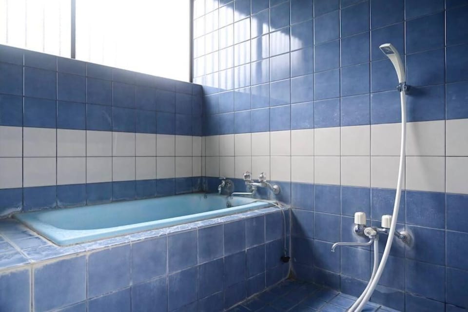 ビーチまですぐそこ「一軒家貸切ミチカケ」 House in Japan