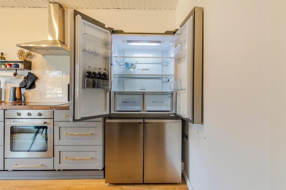oven, pet friendly, kitchen