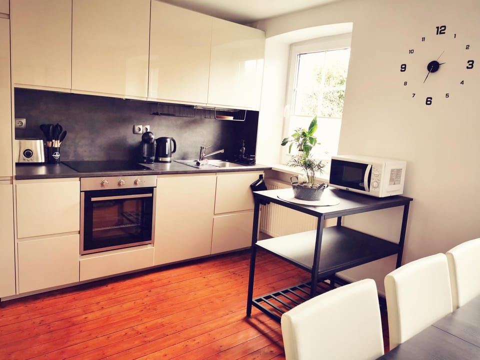 Kitchen or kitchenette, toaster