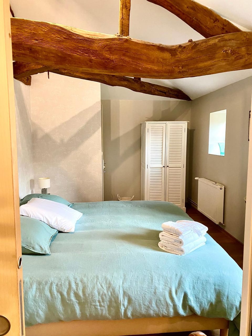 Bed, Photo of the whole room, Bedroom, towels, wardrobe