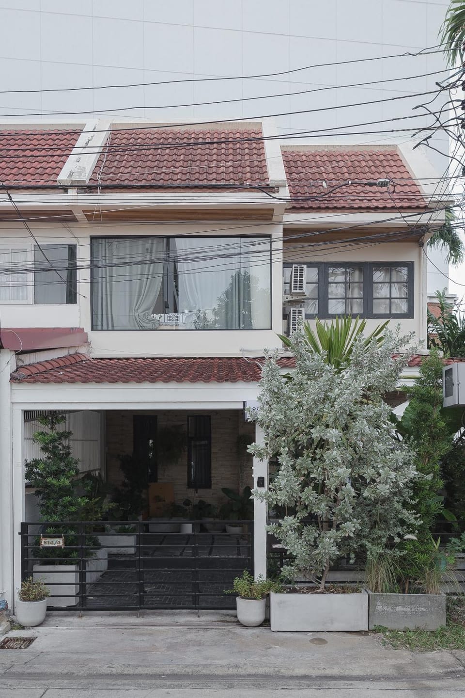 Property building, Facade/entrance, Family