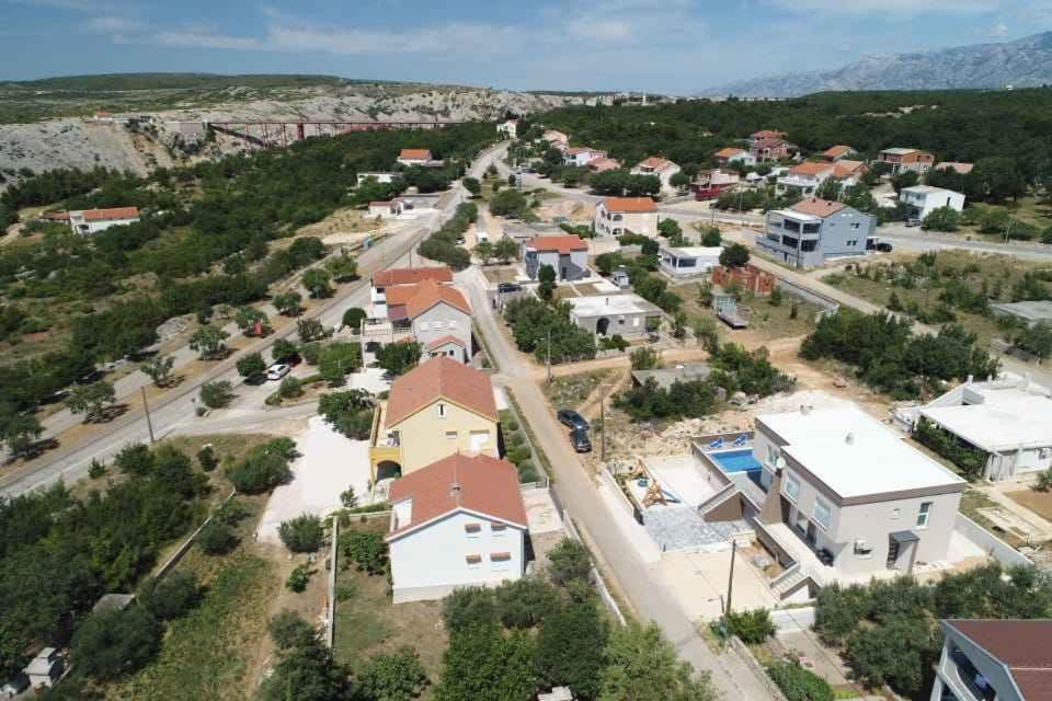 Nearby landmark, Bird's eye view, Summer