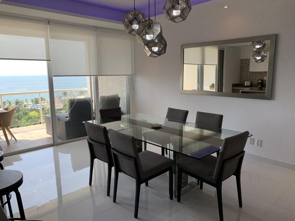 Dining area, Sea view