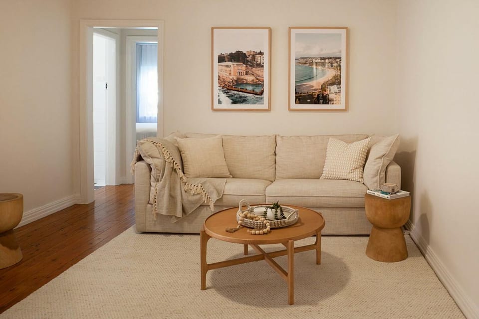 Coastal Calm Coogee Apartment in Sydney