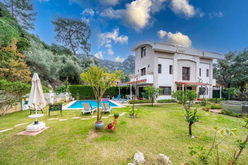 Villa Floransa Icmeler Villa in Muğla Province