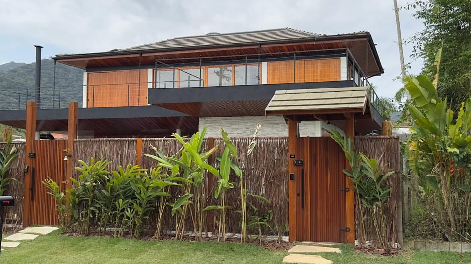 Property building, Garden, Garden view