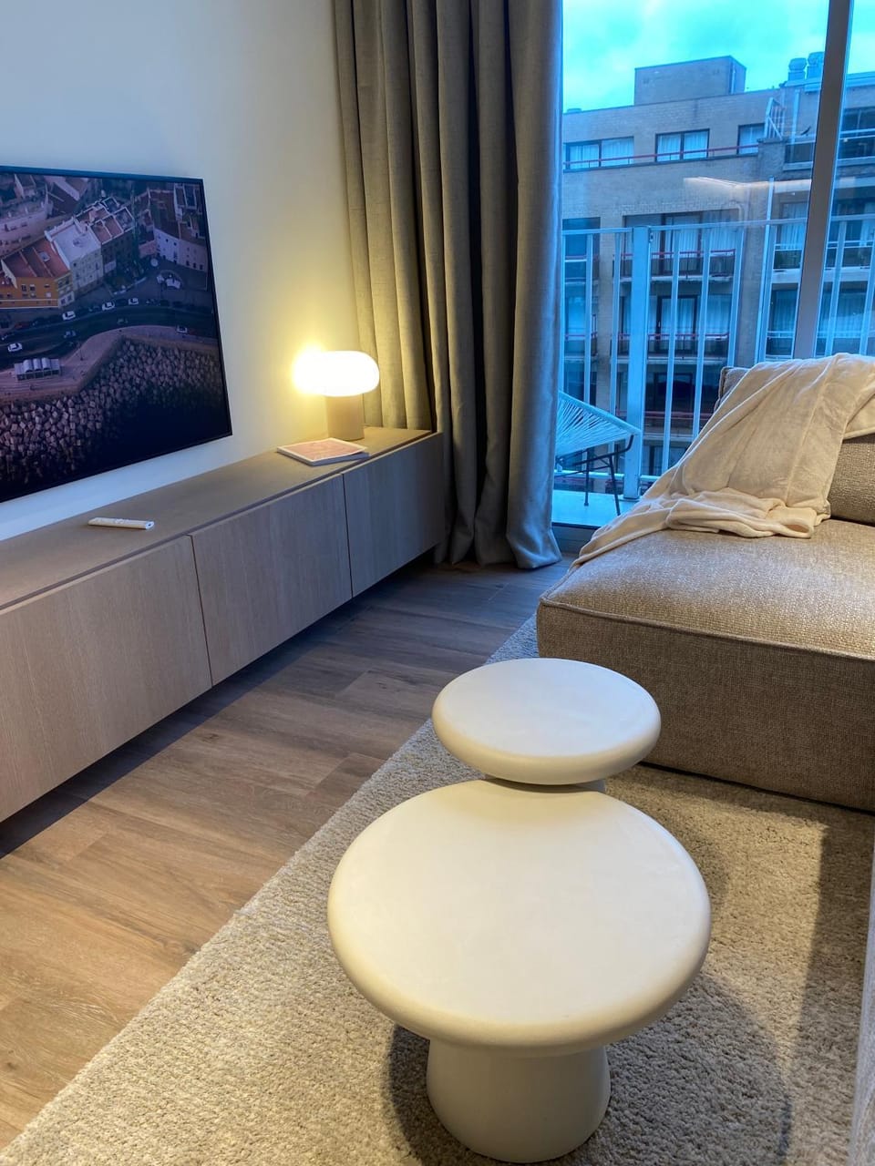 TV and multimedia, Living room, Seating area