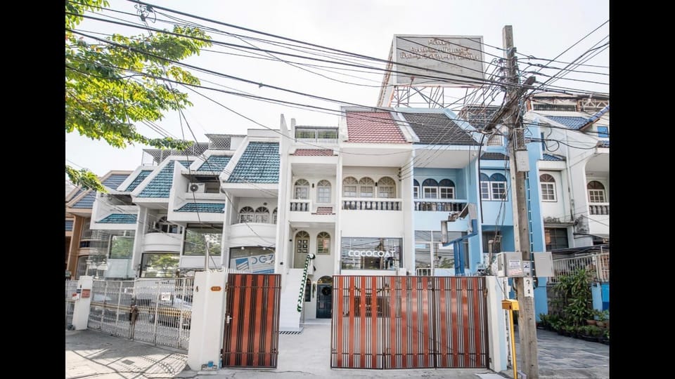 Property building, Day