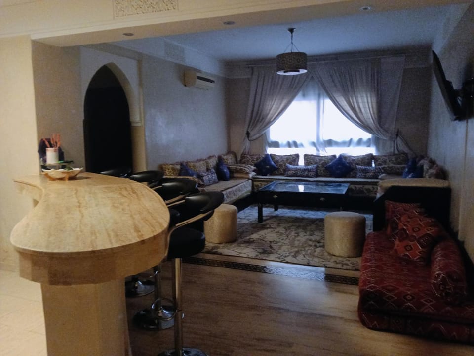 APPARTEMENT DOUILLET AU CENTRE GUELIZ Apartment in Marrakesh