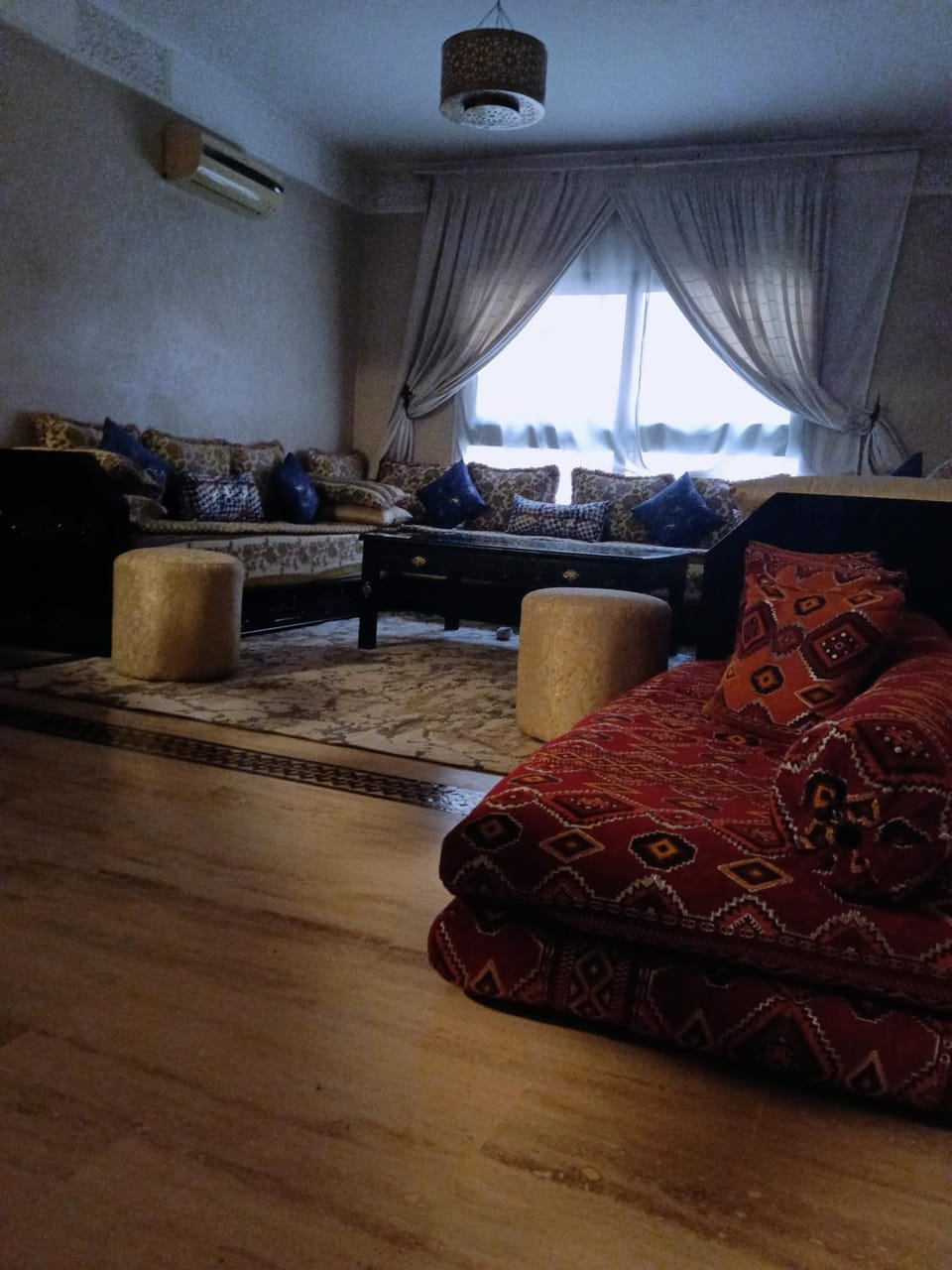APPARTEMENT DOUILLET AU CENTRE GUELIZ Apartment in Marrakesh