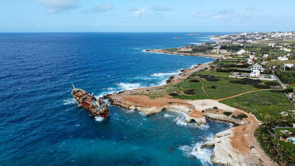 Venus Lighthouse 2BR, Sea-View, Paphos Center Apartment in Paphos