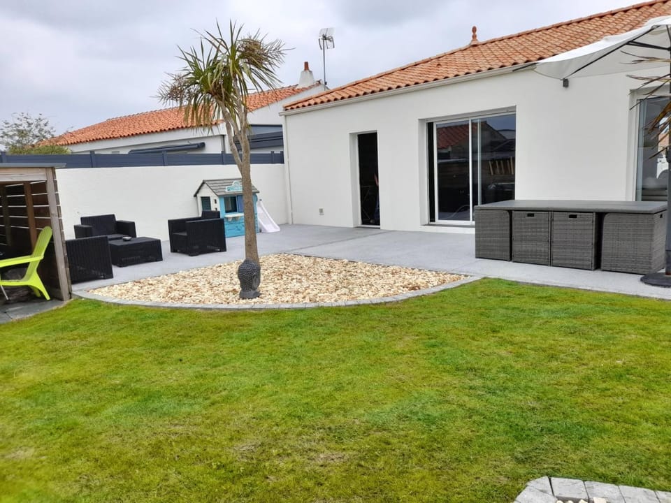 maison proche mer et foret Villa in Olonne-sur-Mer