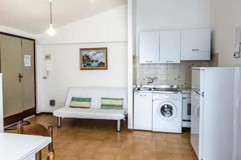 Comodo bilocale a Marcelli - M271 Apartment in Marcelli